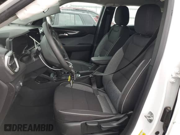 2024 Chevrolet TrailBlazer LS с VIN KL79MNSL3RB209831, выставлен на аукционе Copart как лот 60281585 с пробегом Не указан миль и На запчасти • Non repairable. История ставок и продаж доступна на DreamBid. Изображение 7.