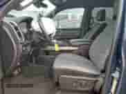 2022 Ram 1500 Lone Star z VIN 1C6RREBT7NN261046, wystawiony jako Copart lot #83792245 z przebiegiem 78 861 mil mil oraz Czysty tytuł • Clean title. Historia ofert i sprzedaży dostępna na DreamBid. Obrazek 7.