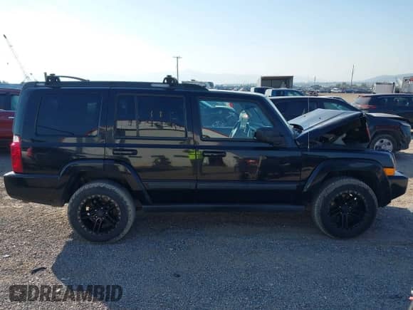 2007 Jeep Commander Sport с VIN 1J8HG48P07C528419, выставлен на аукционе IAAI как лот 42964785 с пробегом Не указан миль и . История ставок и продаж доступна на DreamBid. Изображение 13.