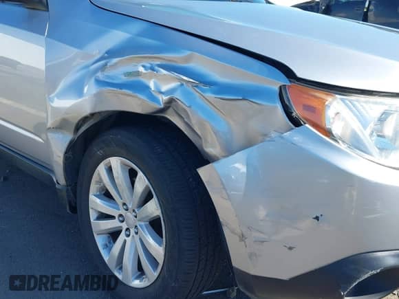 2013 Subaru Forester X Limited с VIN JF2SHAEC0DH417783, выставлен на аукционе IAAI как лот 43271185 с пробегом 106 164 миль миль и . История ставок и продаж доступна на DreamBid. Изображение 6.