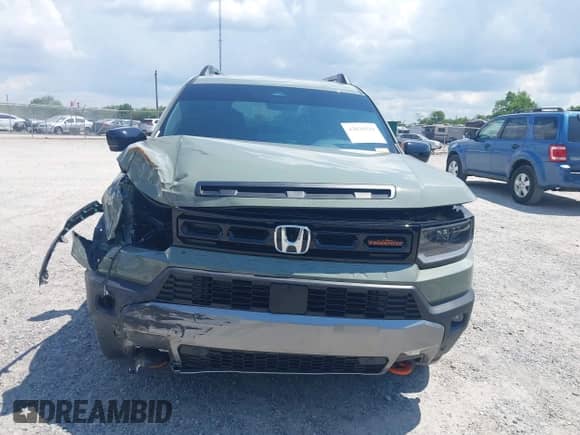 2026 Honda Passport TrailSport Elite с VIN 5FNYF9H87TB003077, выставлен на аукционе IAAI как лот 42829331 с пробегом 7 895 миль миль и . История ставок и продаж доступна на DreamBid. Изображение 13.