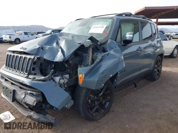 2017 Jeep Renegade Latitude z VIN ZACCJABBXHPG00433, wystawiony jako IAAI lot #41913750 z przebiegiem 68 883 mil mil oraz . Historia ofert i sprzedaży dostępna na DreamBid. Obrazek 6.