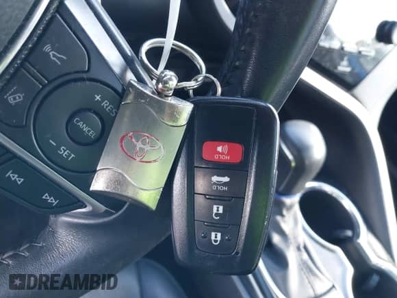 2020 Toyota Camry XSE z VIN 4T1K61AK8LU340342, wystawiony jako IAAI lot #43481652 z przebiegiem 31 078 mil mil oraz . Historia ofert i sprzedaży dostępna na DreamBid. Obrazek 11.