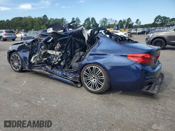 2018 BMW 5 Series 530i xDrive с VIN WBAJA7C50JWC75416, выставлен на аукционе Copart как лот 71921925 с пробегом Не указан миль и Списание • Salvage title. История ставок и продаж доступна на DreamBid. Изображение 2.