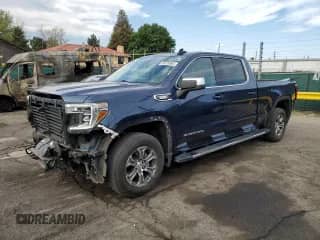 2021 GMC Sierra 1500 SLE z VIN 3GTU9BET5MG427701, wystawiony jako Copart lot #68126965 z przebiegiem 46 511 mil mil oraz Szkoda całkowita • Salvage title. Historia ofert i sprzedaży dostępna na DreamBid. Obrazek 1.