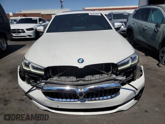 2021 BMW 5 Series 530i with VIN WBA53BH03MWX11866, listed as a Copart auction lot 80400425 with 39,777 mi miles and Salvage title. Bid and sale history available at DreamBid. Image 5.