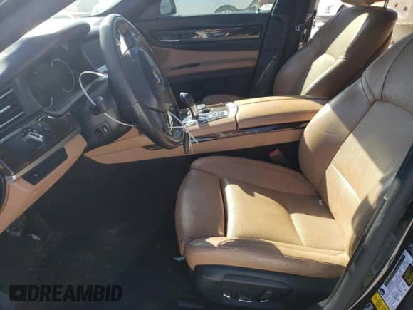 2015 BMW 7 Series 740Li xDrive с VIN WBAYF4C51FGS99088, выставлен на аукционе Copart как лот 47593145 с пробегом 133 825 миль миль и Списание • Salvage title. История ставок и продаж доступна на DreamBid. Изображение 7.
