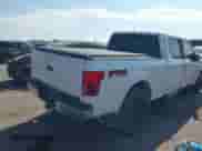 2018 Ford F-150 XL z VIN 1FTFW1EG0JKC58870, wystawiony jako IAAI lot #43209369 z przebiegiem 122 374 mil mil oraz . Historia ofert i sprzedaży dostępna na DreamBid. Obrazek 4.