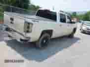 2014 Chevrolet Silverado 1500 LT z VIN 3GCUKREC3EG137228, wystawiony jako IAAI lot #42484505 z przebiegiem 153 954 mil mil oraz . Historia ofert i sprzedaży dostępna na DreamBid. Obrazek 4.