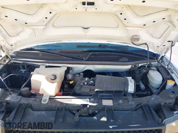 2003 Chevrolet Express Passenger with VIN 1GAHG39U131229543, listed as a IAAI auction lot 41321783 with 165,221 mi miles and . Bid and sale history available at DreamBid. Image 10.