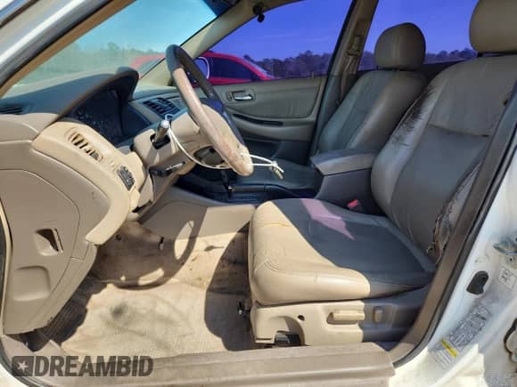 2002 Honda Accord EX with VIN 1HGCG56672A080848, listed as a Copart auction lot 70098605 with 271,413 mi miles and Salvage title. Bid and sale history available at DreamBid. Image 7.