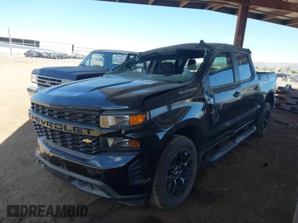 2020 Chevrolet Silverado 1500 Custom z VIN 3GCPWBEF2LG378780, wystawiony jako IAAI lot #42848513 z przebiegiem 69 620 mil mil oraz . Historia ofert i sprzedaży dostępna na DreamBid. Obrazek 2.