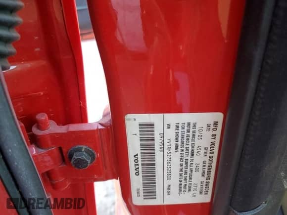 2006 Volvo S60 2.5L Turbo R с VIN YV1RH527562525800, выставлен на аукционе Copart как лот 56270534 с пробегом 107 572 миль миль и Списание • Salvage title. История ставок и продаж доступна на DreamBid. Изображение 12.