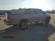 2002 Toyota Tundra SR5 z VIN 5TBRN34182S269157, wystawiony jako Copart lot #90070645 z przebiegiem 245 574 mil mil oraz Czysty tytuł • Clean title. Historia ofert i sprzedaży dostępna na DreamBid. Obrazek 3.