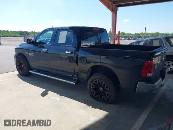 2017 Ram 1500 Big Horn z VIN 3C6RR6LT4HG592197, wystawiony jako IAAI lot #42182395 z przebiegiem 169 157 mil mil oraz . Historia ofert i sprzedaży dostępna na DreamBid. Obrazek 6.