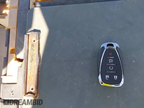 2018 Chevrolet Cruze LT z VIN 1G1BH5SEXJ7100003, wystawiony jako IAAI lot #41677824 z przebiegiem 100 935 mil mil oraz . Historia ofert i sprzedaży dostępna na DreamBid. Obrazek 11.