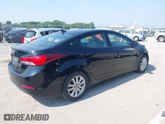 2015 Hyundai Elantra Limited с VIN KMHDH4AE5FU303168, выставлен на аукционе IAAI как лот 42447992 с пробегом 116 756 миль миль и . История ставок и продаж доступна на DreamBid. Изображение 4.