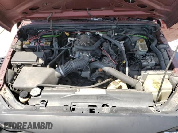 2008 Jeep Wrangler Unlimited X z VIN 1J4GA39148L574890, wystawiony jako Copart lot #62991305 z przebiegiem 187 036 mil mil oraz Szkoda całkowita • Salvage title. Historia ofert i sprzedaży dostępna na DreamBid. Obrazek 12.