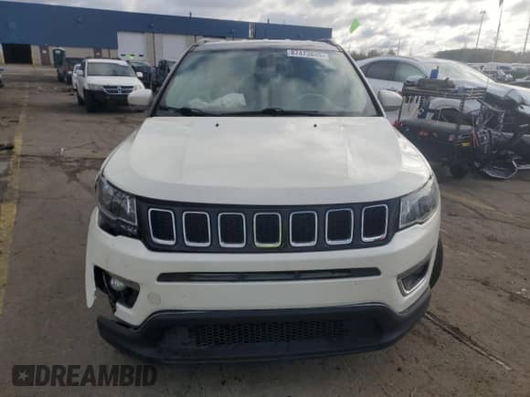 2019 Jeep Compass Limited with VIN 3C4NJDCBXKT767092, listed as a Copart auction lot 87473045 with 87,749 mi miles and Clean title. Bid and sale history available at DreamBid. Image 5.