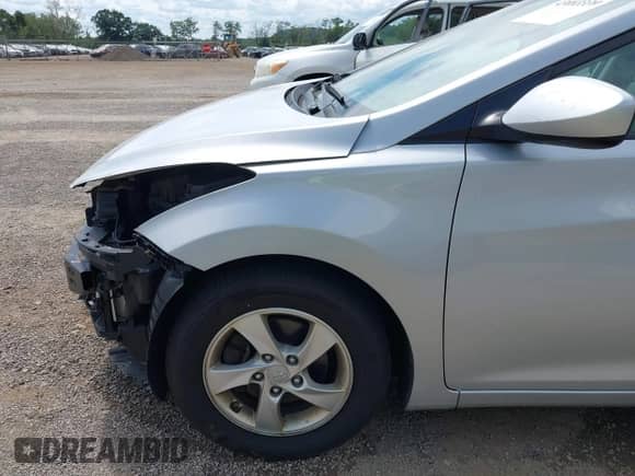 2014 Hyundai Elantra SE с VIN KMHDH4AE6EU170581, выставлен на аукционе IAAI как лот 43083339 с пробегом 106 961 миль миль и . История ставок и продаж доступна на DreamBid. Изображение 19.