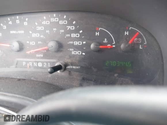 2004 Ford Econoline Cargo with VIN 1FTNE24W84HB24316, listed as a IAAI auction lot 43184709 with 270,344 mi miles and . Bid and sale history available at DreamBid. Image 7.