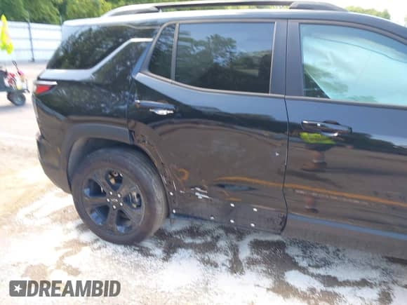 2025 Chevrolet Equinox FWD LT с VIN 3GNAXHEG8SL259272, выставлен на аукционе IAAI как лот 42634512 с пробегом 3 578 миль миль и . История ставок и продаж доступна на DreamBid. Изображение 18.