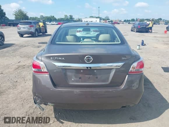 2015 Nissan Altima SL с VIN 1N4AL3APXFN405003, выставлен на аукционе IAAI как лот 42755315 с пробегом 52 089 миль миль и . История ставок и продаж доступна на DreamBid. Изображение 16.