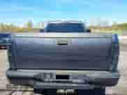 2007 Chevrolet Silverado 2500HD 1LT с VIN 1GCHK24677E536173, выставлен на аукционе IAAI как лот 43421262 с пробегом 150 698 миль миль и . История ставок и продаж доступна на DreamBid. Изображение 16.