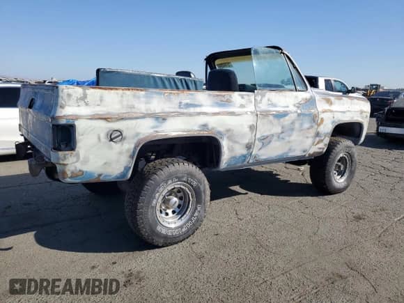 1978 Chevrolet Silverado 1500 z VIN CKR188Z205123, wystawiony jako Copart lot #75134314 z przebiegiem 7 969 mil mil oraz Czysty tytuł • Clean title. Historia ofert i sprzedaży dostępna na DreamBid. Obrazek 3.