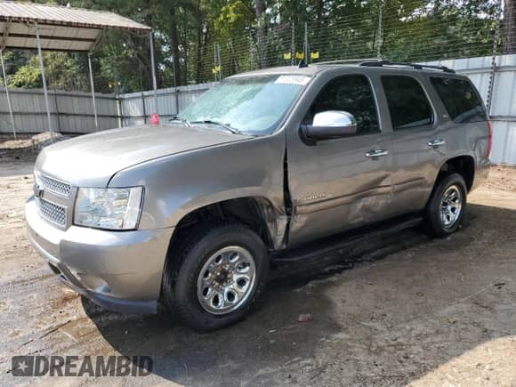 2008 Chevrolet Tahoe 1LT с VIN 1GNFK13048R114801, выставлен на аукционе Copart как лот 81328945 с пробегом 200 597 миль миль и Списание • Salvage title. История ставок и продаж доступна на DreamBid. Изображение 1.