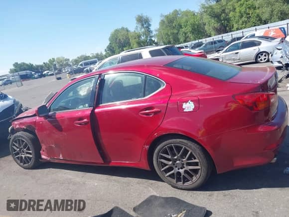 2006 Lexus IS 250 с VIN JTHCK262165006718, выставлен на аукционе IAAI как лот 42808385 с пробегом 185 816 миль миль и . История ставок и продаж доступна на DreamBid. Изображение 14.