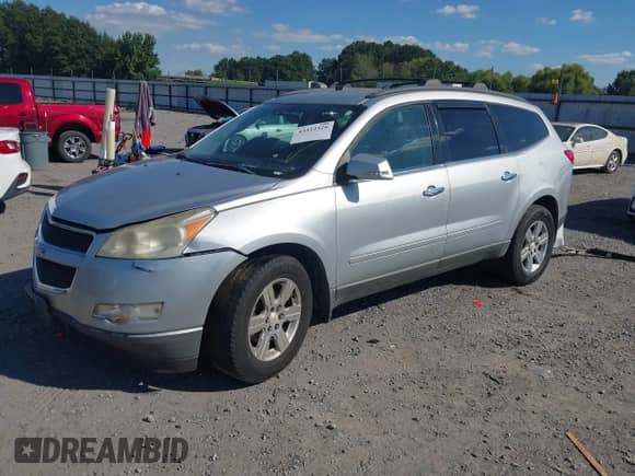 2011 Chevrolet Traverse 1LT с VIN 1GNKVGED2BJ232893, выставлен на аукционе IAAI как лот 43322326 с пробегом Не указан миль и . История ставок и продаж доступна на DreamBid. Изображение 2.