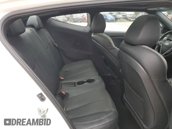 2016 Hyundai Veloster Turbo с VIN KMHTC6AE9GU293039, выставлен на аукционе Copart как лот 69986755 с пробегом 93 522 миль миль и Списание • Salvage title. История ставок и продаж доступна на DreamBid. Изображение 10.