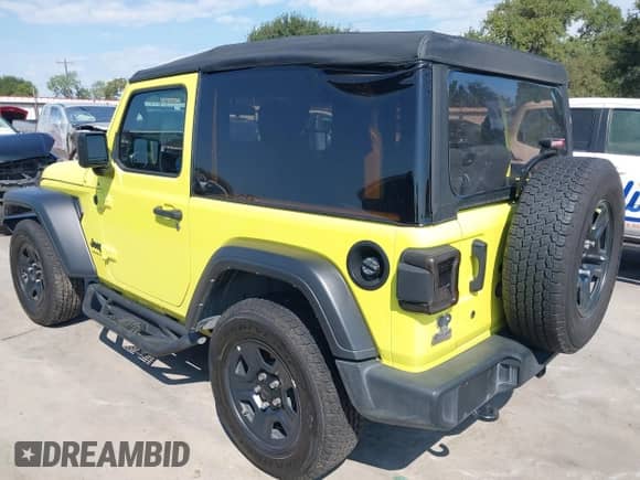 2022 Jeep Wrangler Willys z VIN 1C4GJXAN3NW248987, wystawiony jako IAAI lot #42982392 z przebiegiem 49 624 mil mil oraz . Historia ofert i sprzedaży dostępna na DreamBid. Obrazek 3.