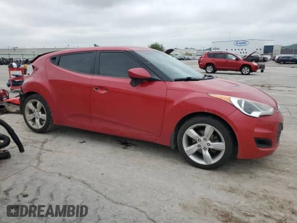 2013 Hyundai Veloster w/Black Int с VIN KMHTC6AD9DU093846, выставлен на аукционе Copart как лот 59692295 с пробегом 179 707 миль миль и Списание • Salvage title. История ставок и продаж доступна на DreamBid. Изображение 4.