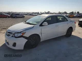 2011 Toyota Corolla LE z VIN JTDBU4EEXB9154190, wystawiony jako Copart lot #84943315 z przebiegiem 188 220 mil mil oraz Szkoda całkowita • Salvage title. Historia ofert i sprzedaży dostępna na DreamBid. Obrazek 1.