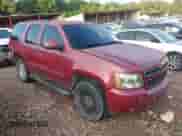 2007 Chevrolet Tahoe LT z VIN 1GNFC13007R398519, wystawiony jako IAAI lot #42874003 z przebiegiem 333 914 mil mil oraz . Historia ofert i sprzedaży dostępna na DreamBid. Obrazek 1.
