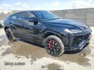 2022 Lamborghini Urus with VIN ZPBUA1ZLXNLA16108, listed as a Copart auction lot 44020015 with 11,330 mi miles and Clean title. Bid and sale history available at DreamBid. Image 4.