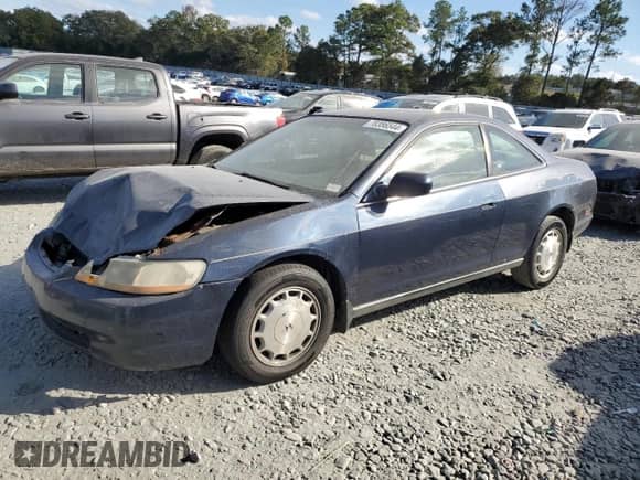 2000 Honda Accord LX z VIN 1HGCG324XYA007975, wystawiony jako Copart lot #78386544 z przebiegiem 333 075 mil mil oraz Szkoda całkowita • Salvage title. Historia ofert i sprzedaży dostępna na DreamBid. Obrazek 1.