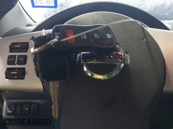 2011 Nissan Pathfinder LE z VIN 5N1AR1NB8BC633188, wystawiony jako IAAI lot #41608356 z przebiegiem 128 377 mil mil oraz . Historia ofert i sprzedaży dostępna na DreamBid. Obrazek 11.