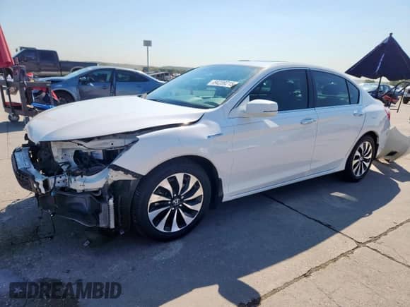 2015 Honda Accord Touring z VIN 1HGCR6F70FA012499, wystawiony jako Copart lot #84239215 z przebiegiem 217 323 mil mil oraz Szkoda całkowita • Salvage title. Historia ofert i sprzedaży dostępna na DreamBid. Obrazek 1.