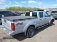 2003 Nissan Frontier XE z VIN 1N6ED29Y83C427148, wystawiony jako IAAI lot #42017433 z przebiegiem 188 114 mil mil oraz . Historia ofert i sprzedaży dostępna na DreamBid. Obrazek 4.