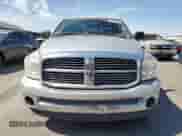 2007 Dodge 1500 SLT z VIN 3D7KR19D57G700294, wystawiony jako Copart lot #63056955 z przebiegiem 117 913 mil mil oraz Szkoda całkowita • Salvage title. Historia ofert i sprzedaży dostępna na DreamBid. Obrazek 5.
