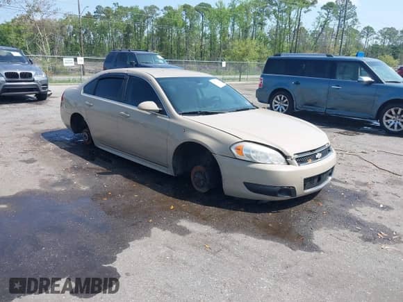 2012 Chevrolet Impala Police Police z VIN 2G1WD5E39C1161074, wystawiony jako IAAI lot #41906834 z przebiegiem Nie podano mil oraz . Historia ofert i sprzedaży dostępna na DreamBid. Obrazek 1.