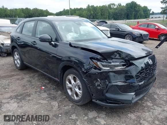 2023 Honda HR-V LX с VIN 3CZRZ2H38PM747726, выставлен на аукционе IAAI как лот 42717187 с пробегом 29 944 миль миль и . История ставок и продаж доступна на DreamBid. Изображение 1.