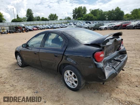 2004 Dodge Neon SXT z VIN 1B3ES56CX4D644832, wystawiony jako Copart lot #62601334 z przebiegiem 165 493 mil mil oraz Szkoda całkowita • Salvage title. Historia ofert i sprzedaży dostępna na DreamBid. Obrazek 2.