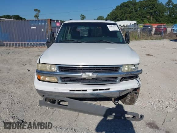 2003 Chevrolet Suburban LS с VIN 1GNFK16Z13J265726, выставлен на аукционе IAAI как лот 43082412 с пробегом 179 696 миль миль и . История ставок и продаж доступна на DreamBid. Изображение 12.