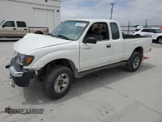 1998 Toyota Tacoma z VIN 4TAWM72N4WZ108296, wystawiony jako Copart lot #56429125 z przebiegiem Nie podano mil oraz Szkoda całkowita • Salvage title. Historia ofert i sprzedaży dostępna na DreamBid. Obrazek 1.