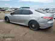 2020 Toyota Camry LE z VIN 4T1C11AK5LU952291, wystawiony jako Copart lot #69327975 z przebiegiem 175 688 mil mil oraz Czysty tytuł • Clean title. Historia ofert i sprzedaży dostępna na DreamBid. Obrazek 2.