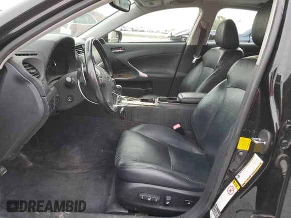 2013 Lexus IS 250 z VIN JTHCF5C22D5063050, wystawiony jako Copart lot #80637755 z przebiegiem 86 680 mil mil oraz Szkoda całkowita • Salvage title. Historia ofert i sprzedaży dostępna na DreamBid. Obrazek 7.